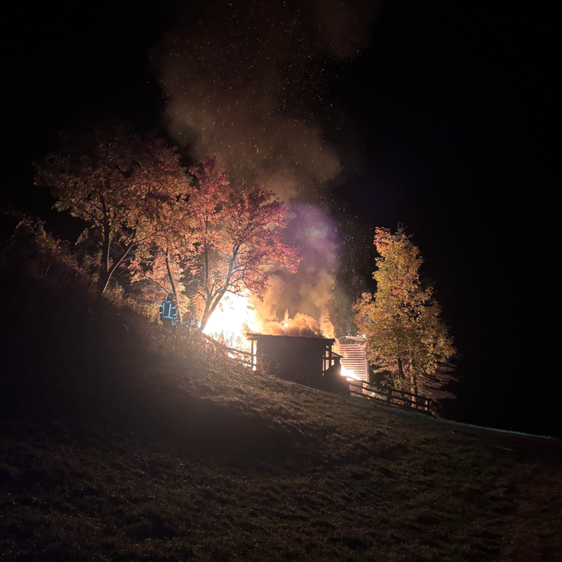 Vollbrand Hütte Spiss
